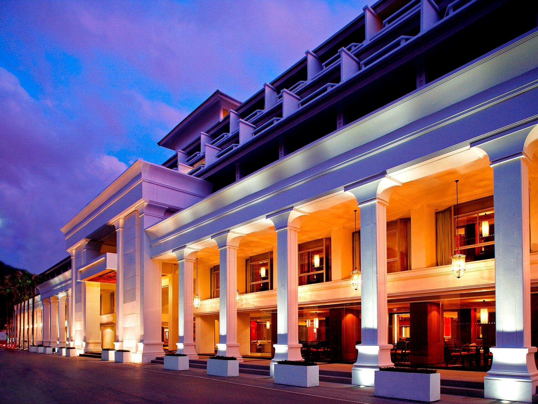 Swissotel Hotel Phuket Patong Beach Exteriör bild