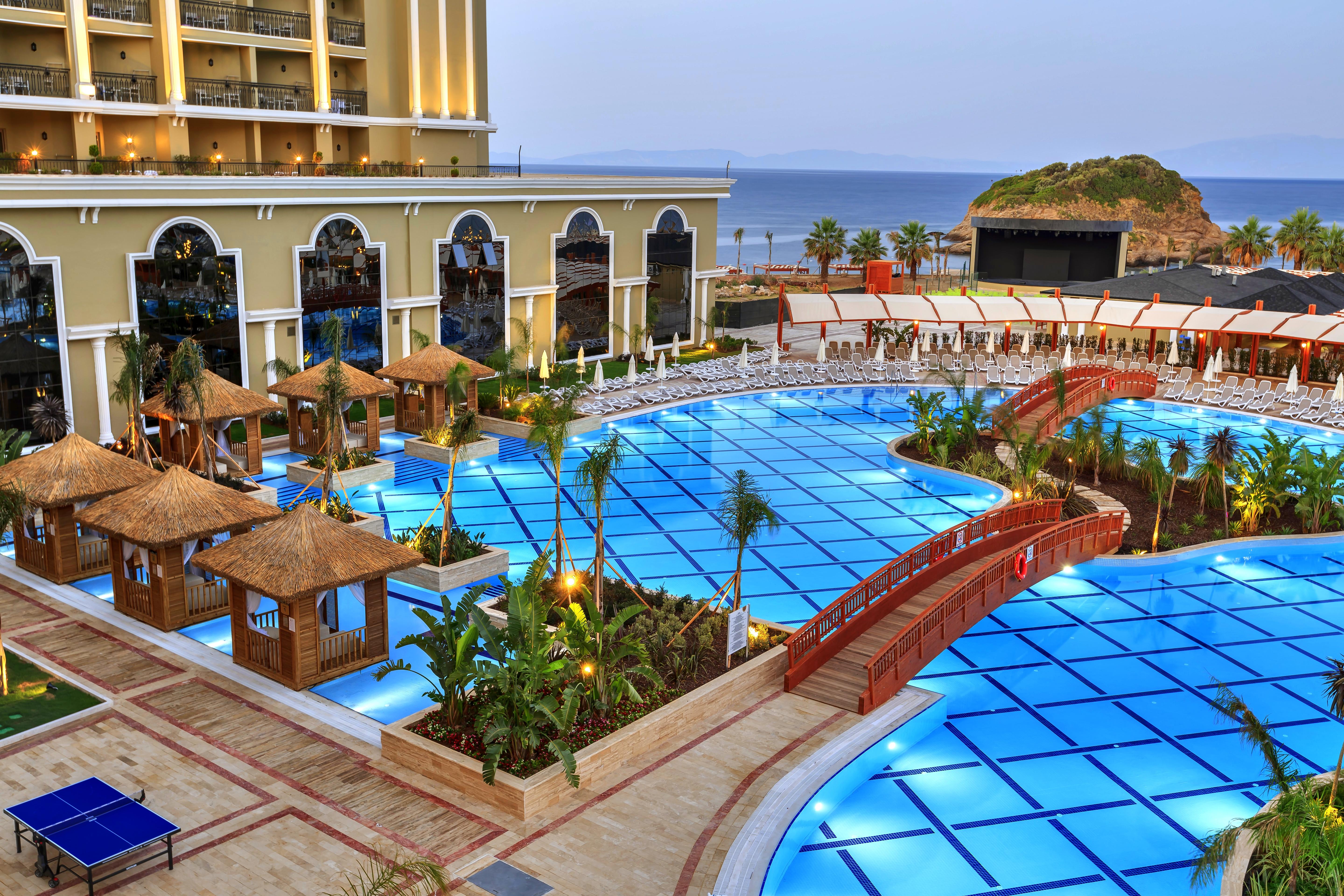 Sunis Efes Royal Palace Resort & Spa Özdere Exteriör bild