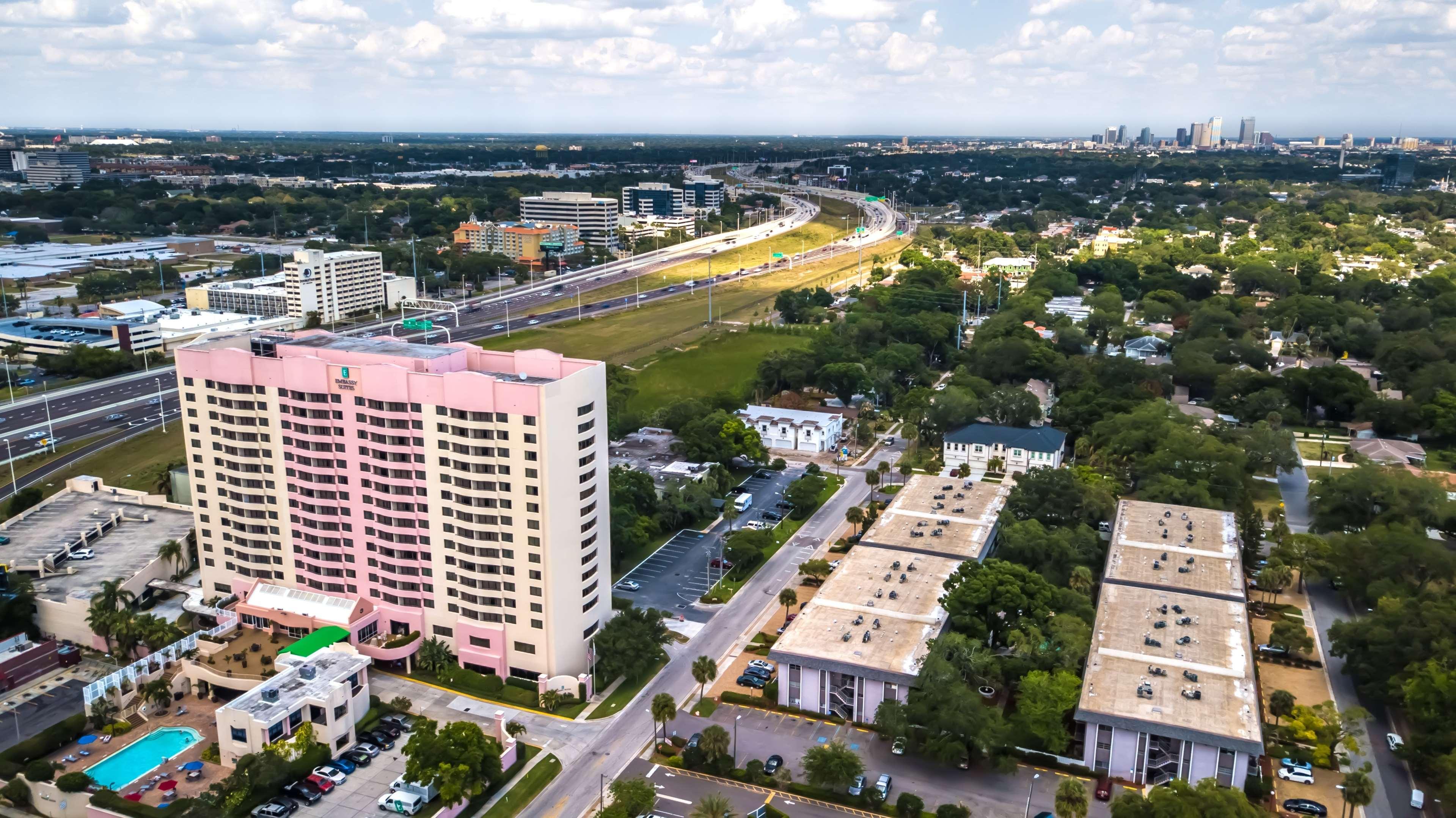 Embassy Suites By Hilton Tampa Airport Westshore Exteriör bild