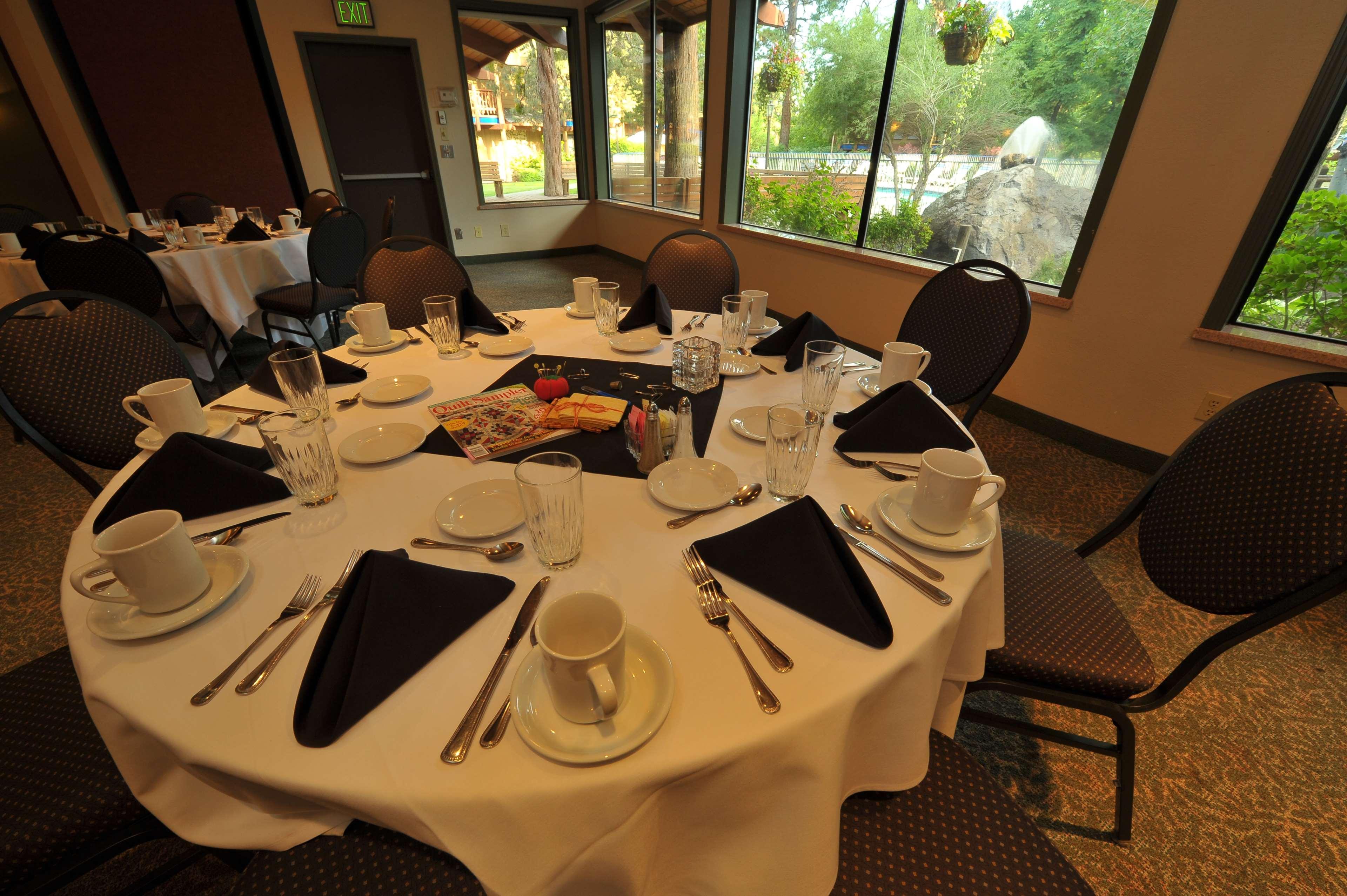 Shilo Inn Suites Hotel - Bend Restaurang bild