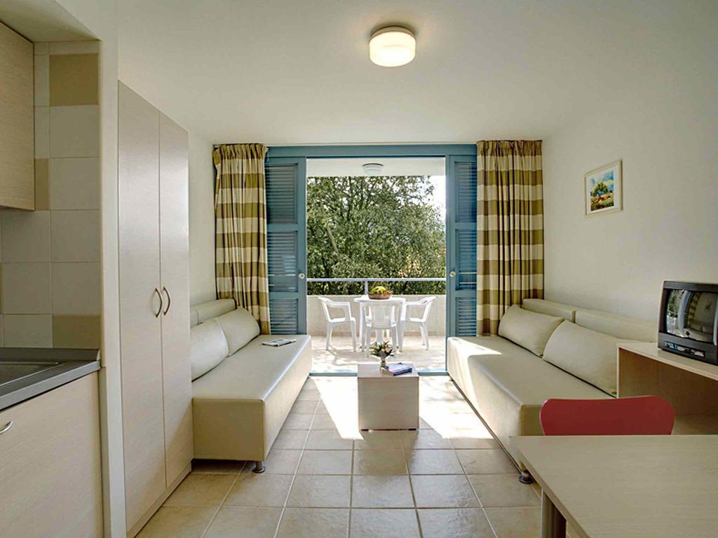 Campsite Solaris Naturist Mobile Homes Mediteran Kamp Poreč Exteriör bild