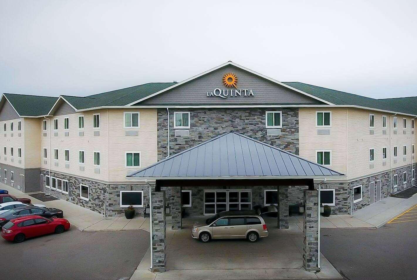 La Quinta By Wyndham Fairbanks Airport Hotell Exteriör bild