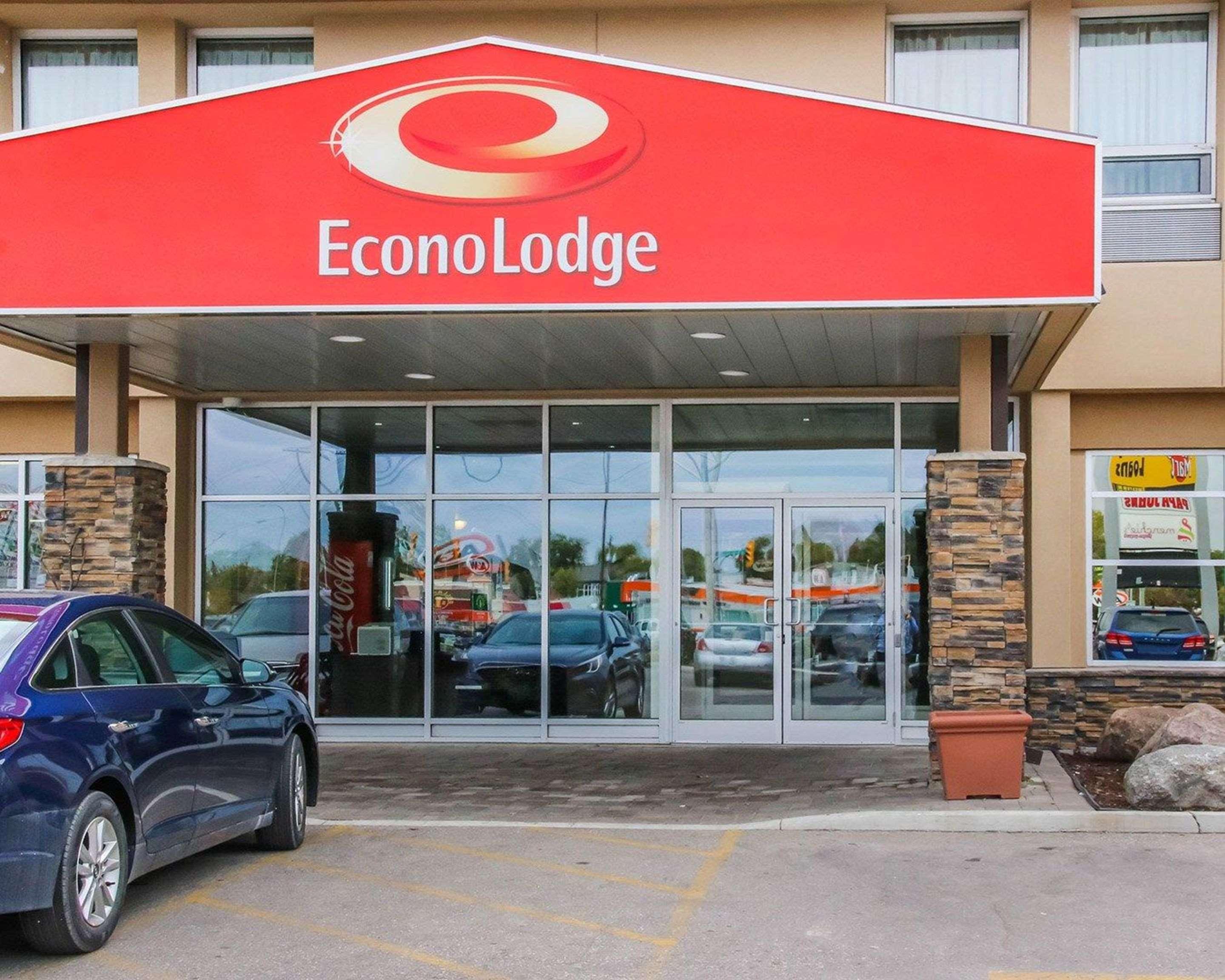 Econo Lodge Winnipeg South Exteriör bild