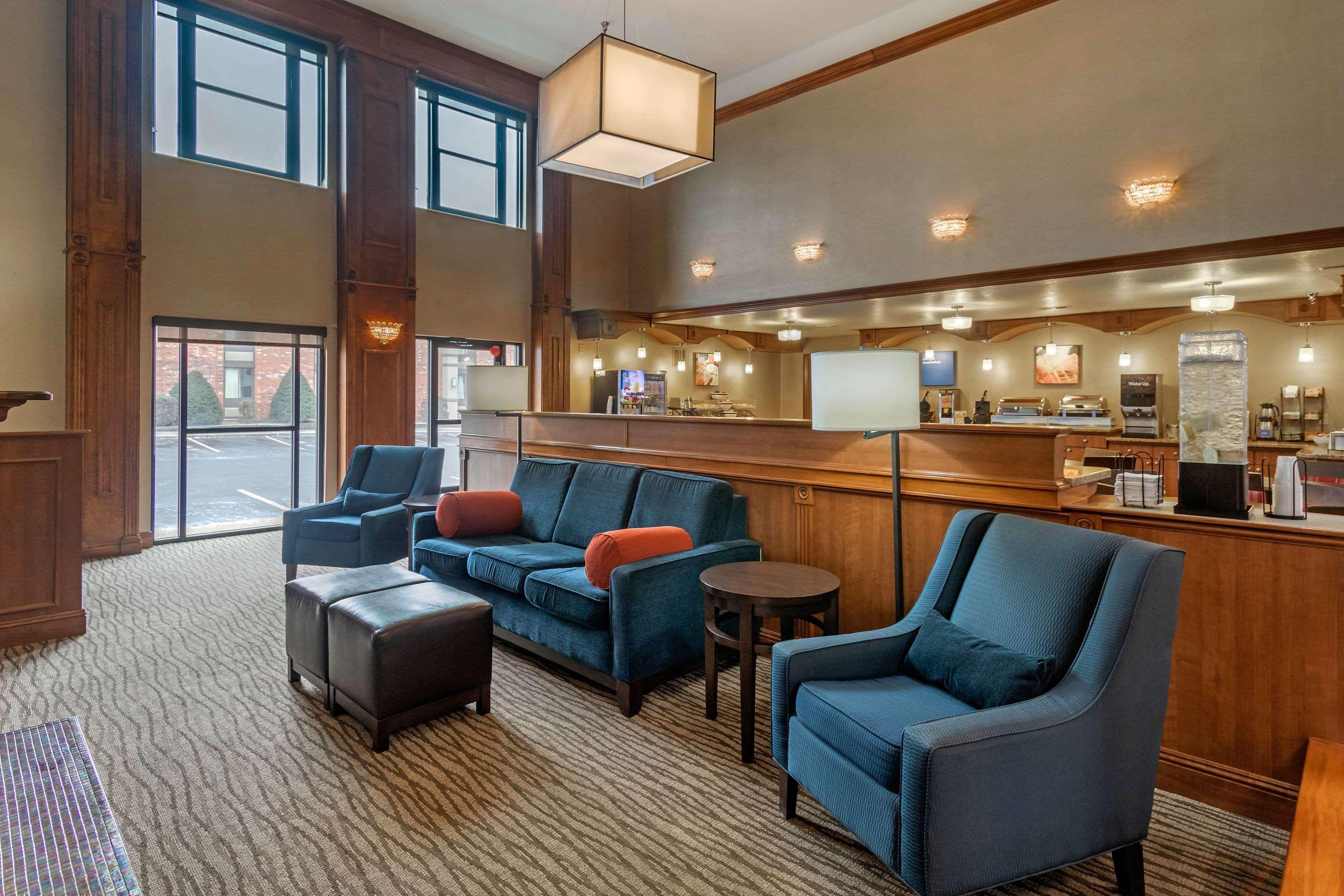 Comfort Inn & Suites Springfield I-44 Exteriör bild