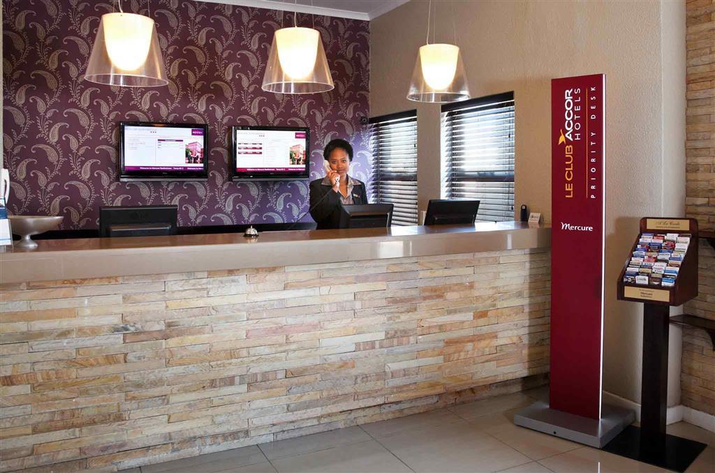 Mercure Hotel Bedfordview Johannesburg Exteriör bild