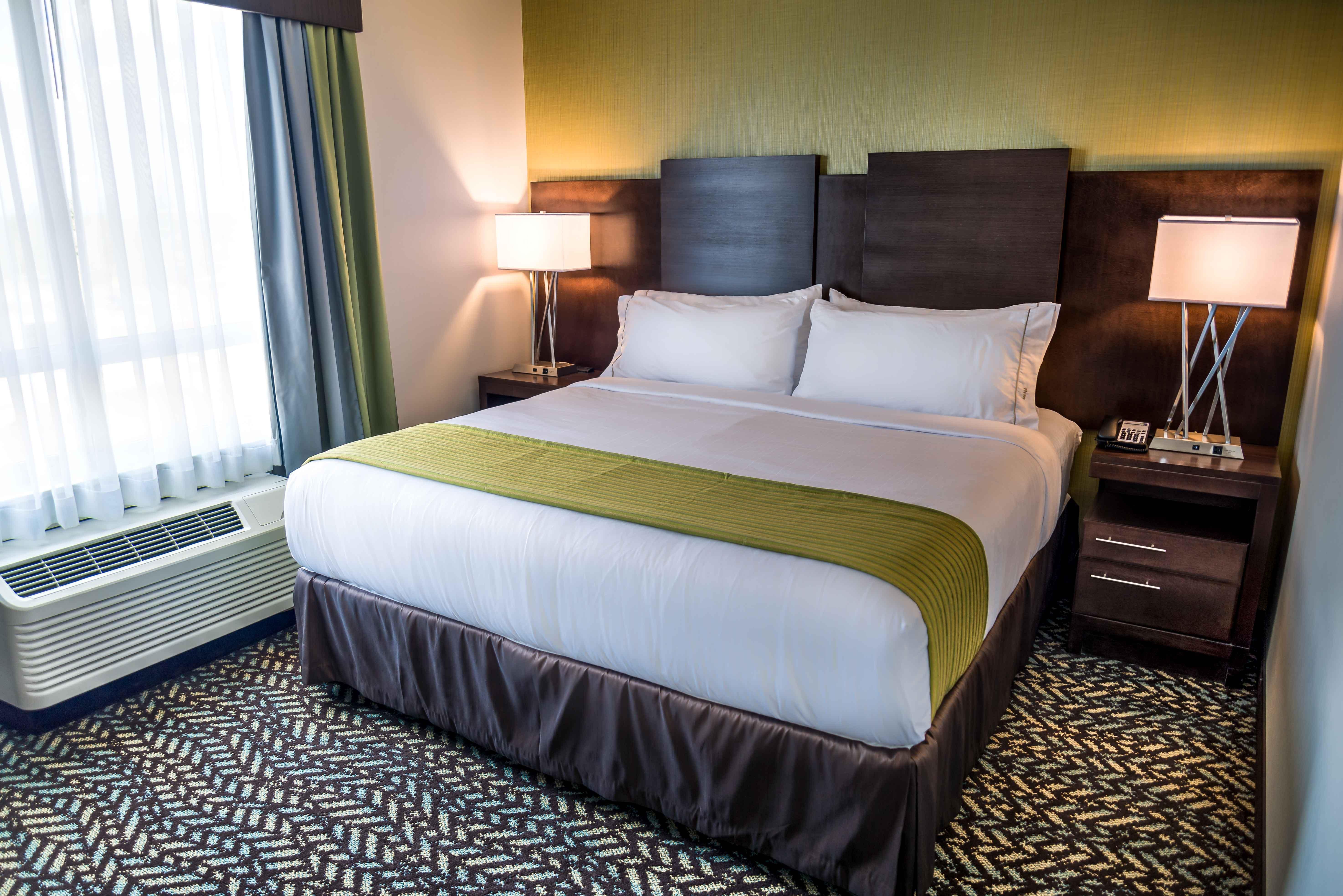 Holiday Inn Express & Suites Spruce Grove - Stony Plain, An Ihg Hotel Exteriör bild