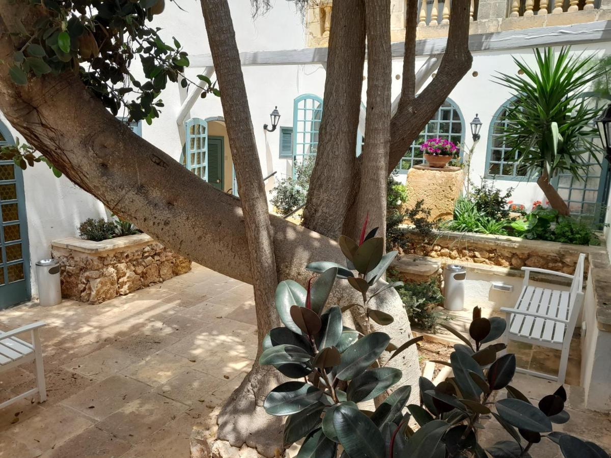 Cornucopia Hotel Xagħra Exteriör bild