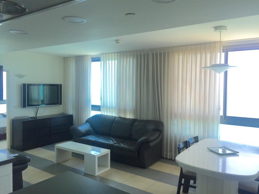 Carmel Apartments Netanya Rum bild