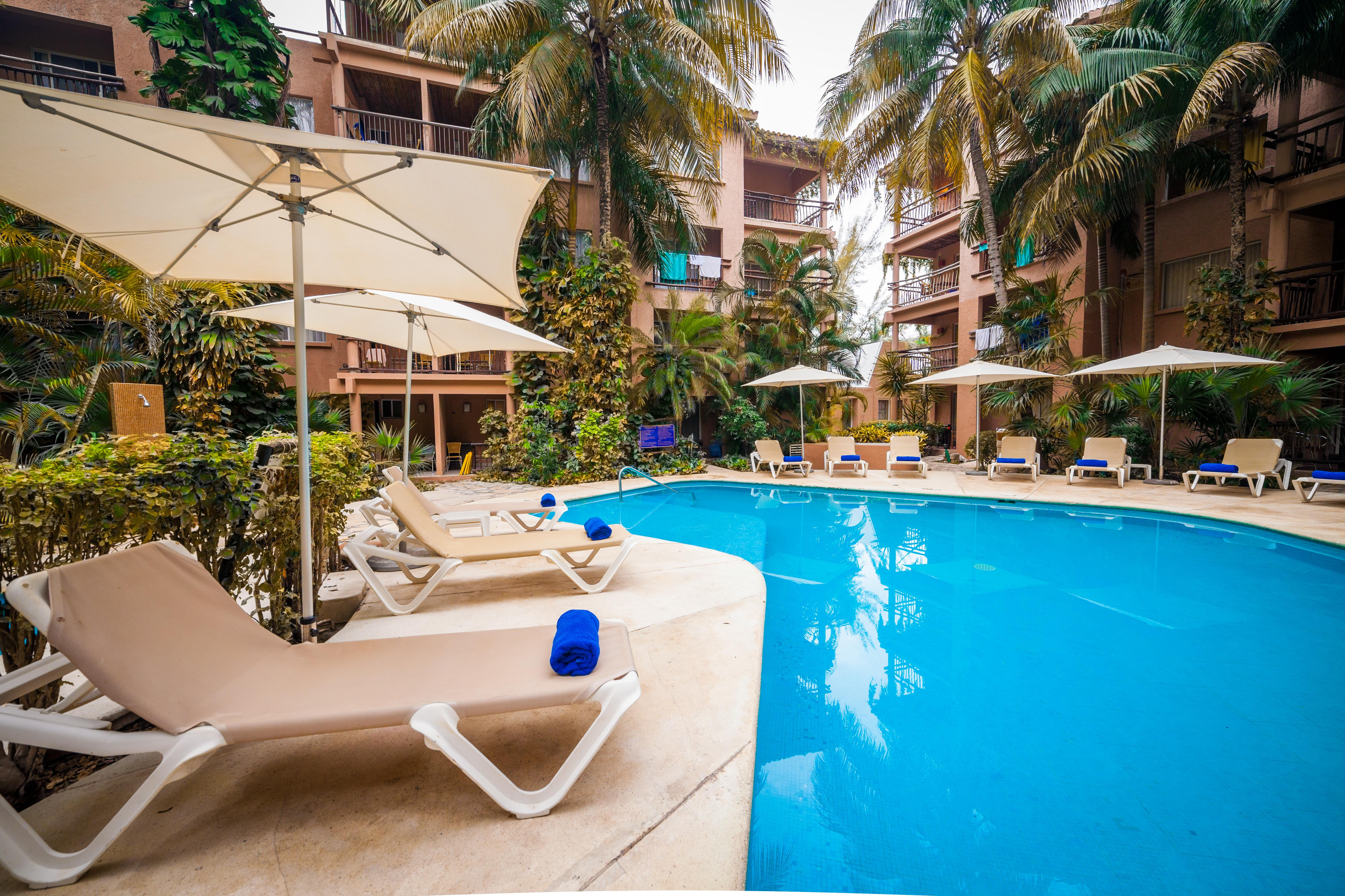 Tukan Hotel Playa Del Carmen Exteriör bild