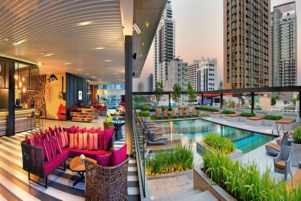 Doubletree By Hilton Sukhumvit Bangkok Hotell Exteriör bild