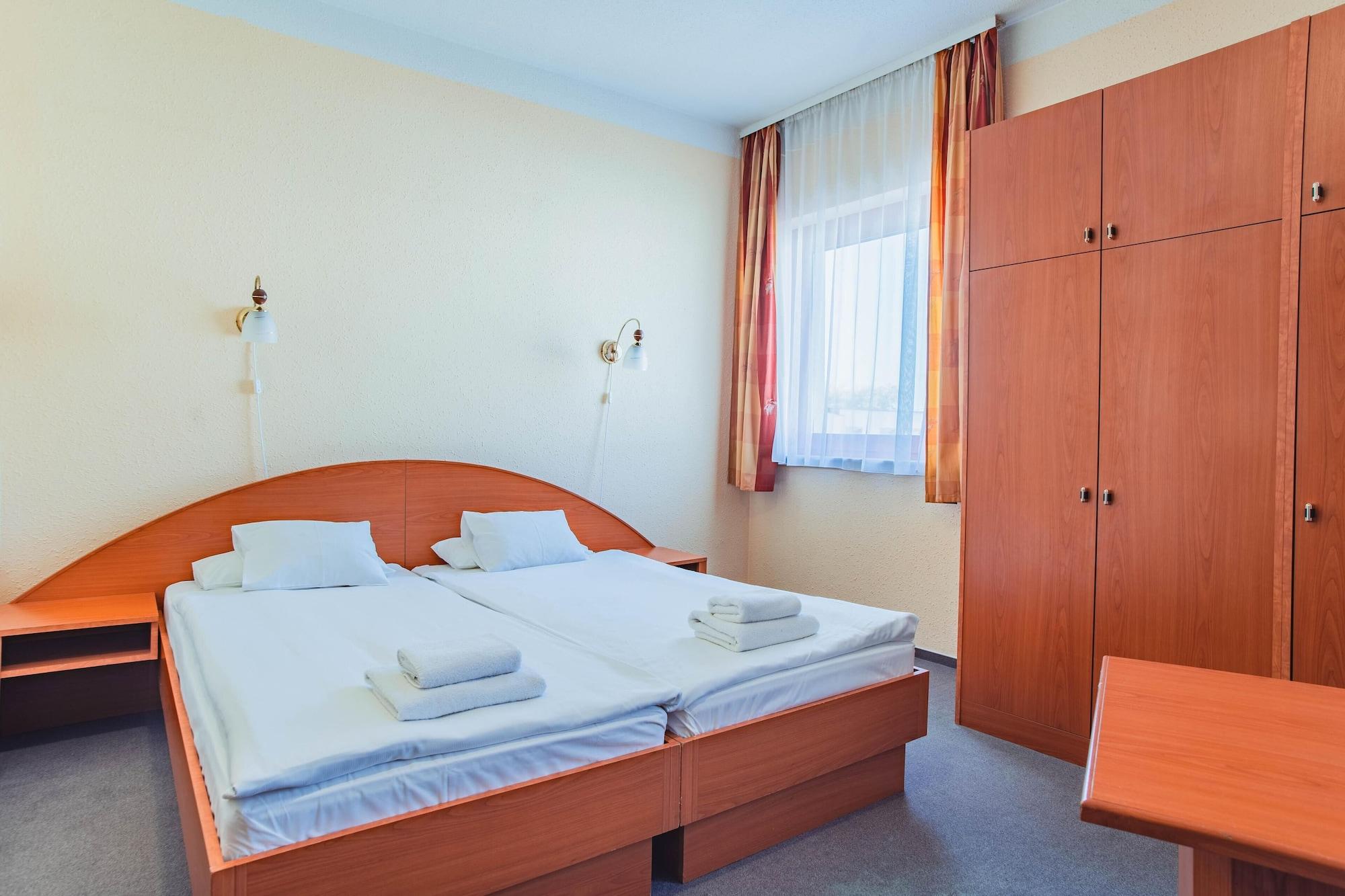 Homoky Hotels Bestline Hotel Budapest Exteriör bild