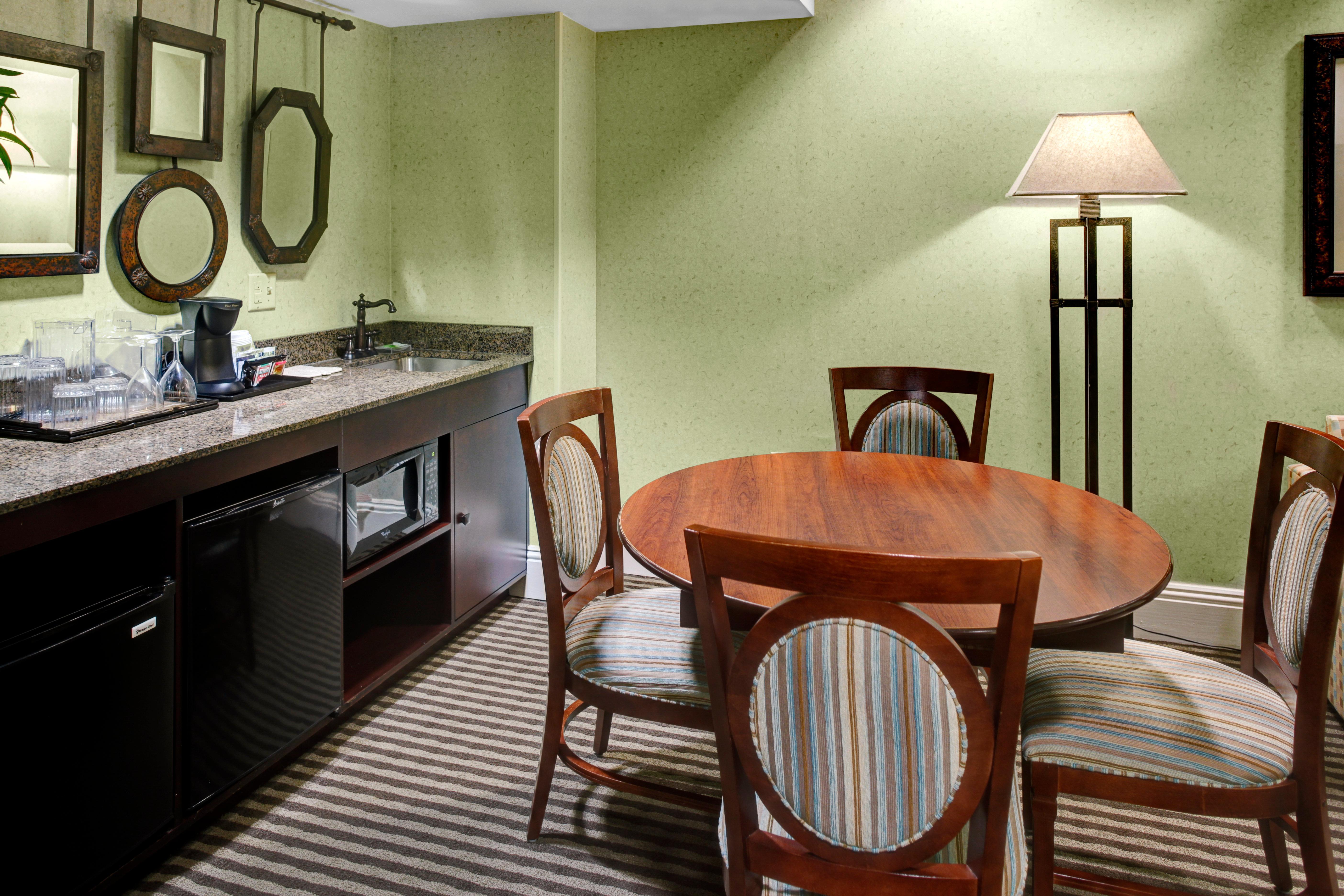 Holiday Inn Express Hotel & Suites Atlanta Buckhead, An Ihg Hotel Exteriör bild