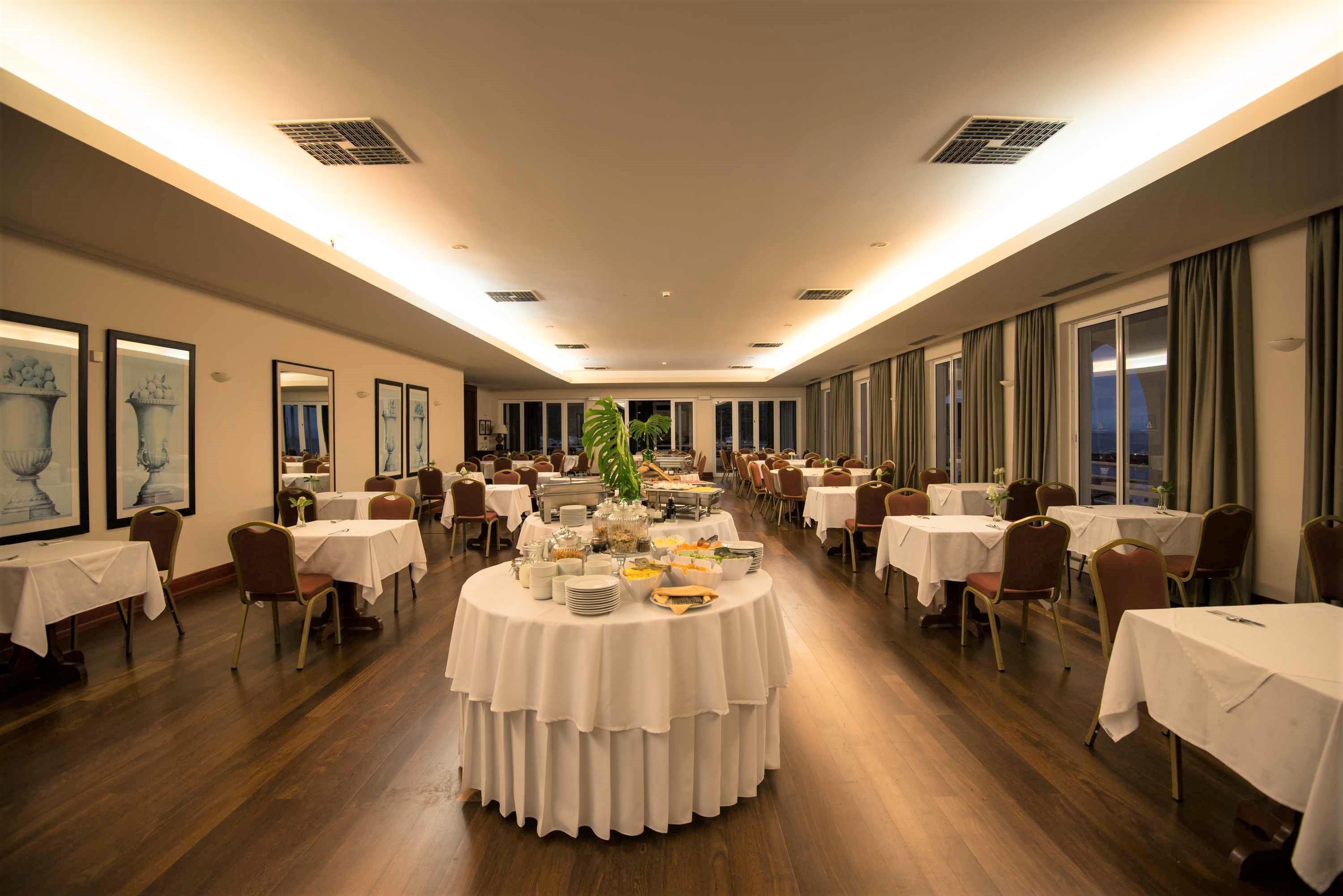 Azoris Faial Garden - Resort Hotel Horta  Exteriör bild