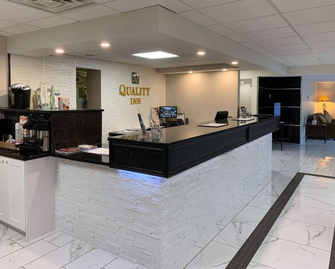 Quality Inn & Conference Centre Downtown Sudbury Exteriör bild