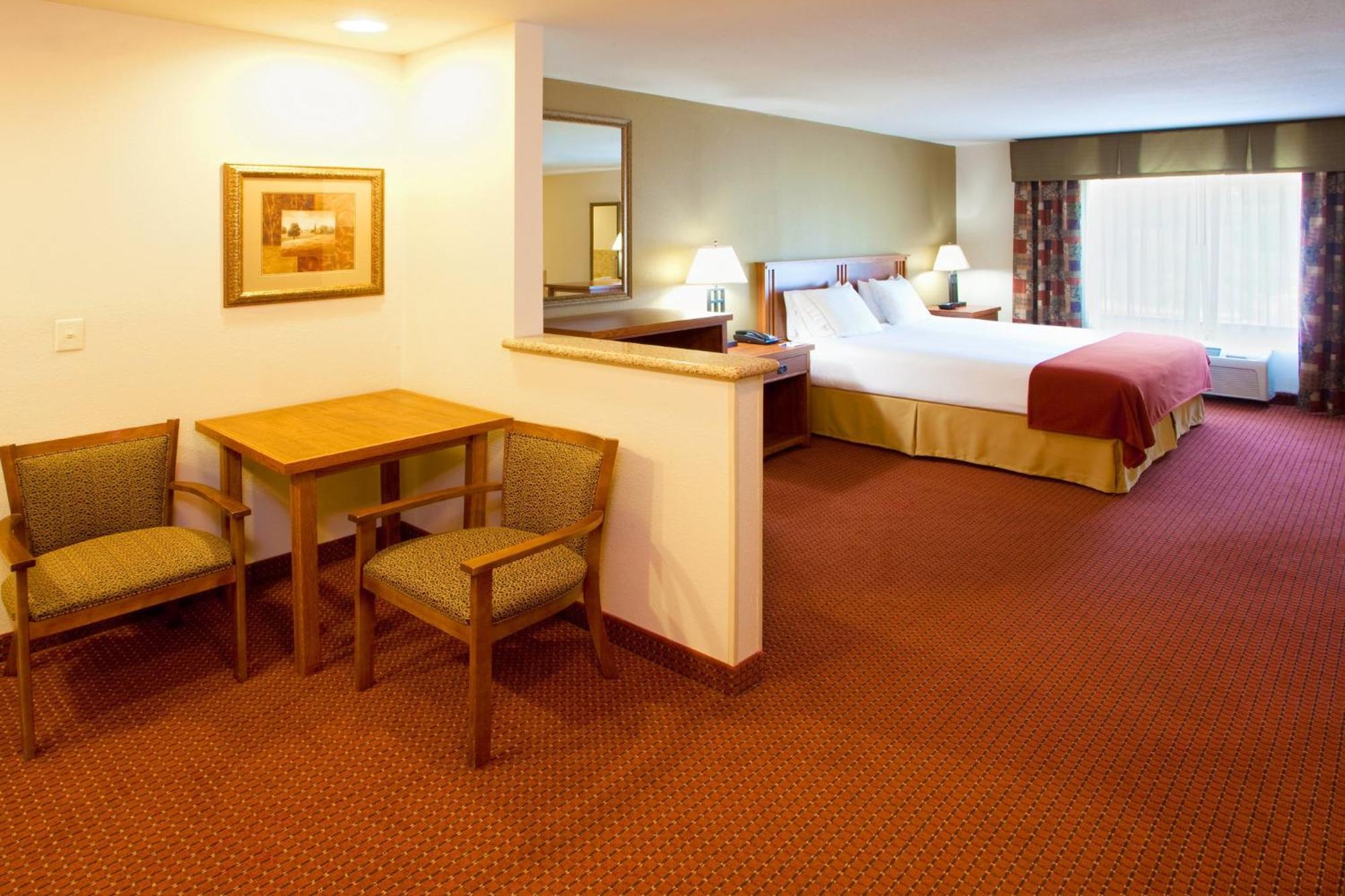 Holiday Inn Express Hotel & Suites Weston, An Ihg Hotel Exteriör bild