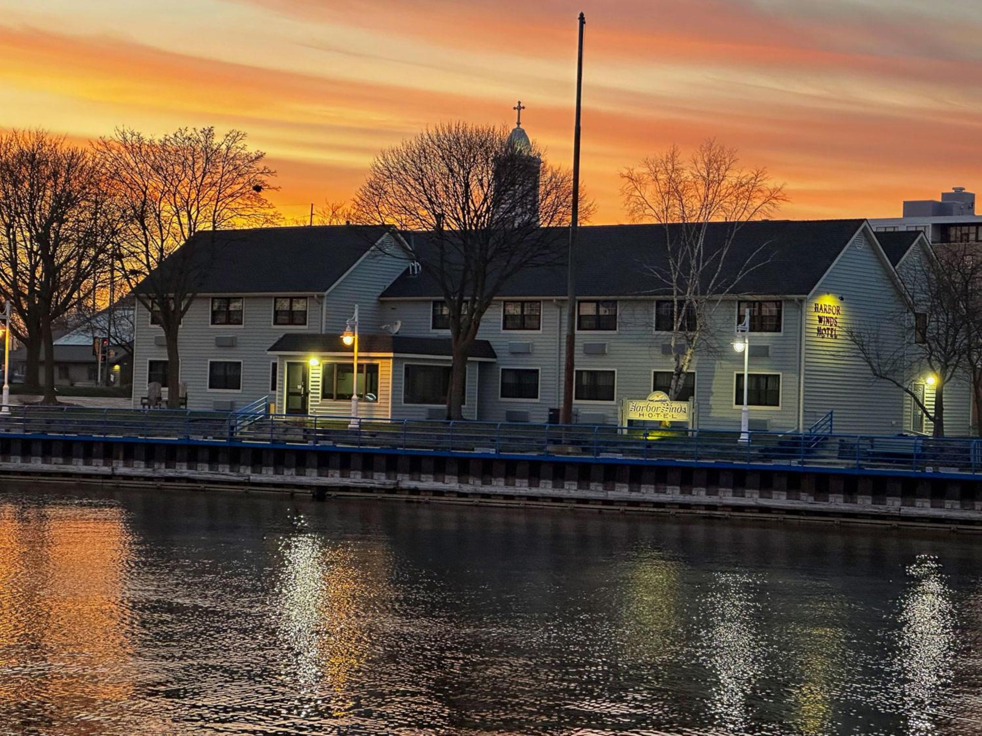 Harbor Winds Hotel Sheboygan Exteriör bild