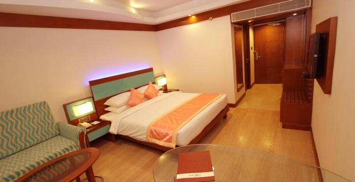 Hotel Indraprastha Kottayam Exteriör bild