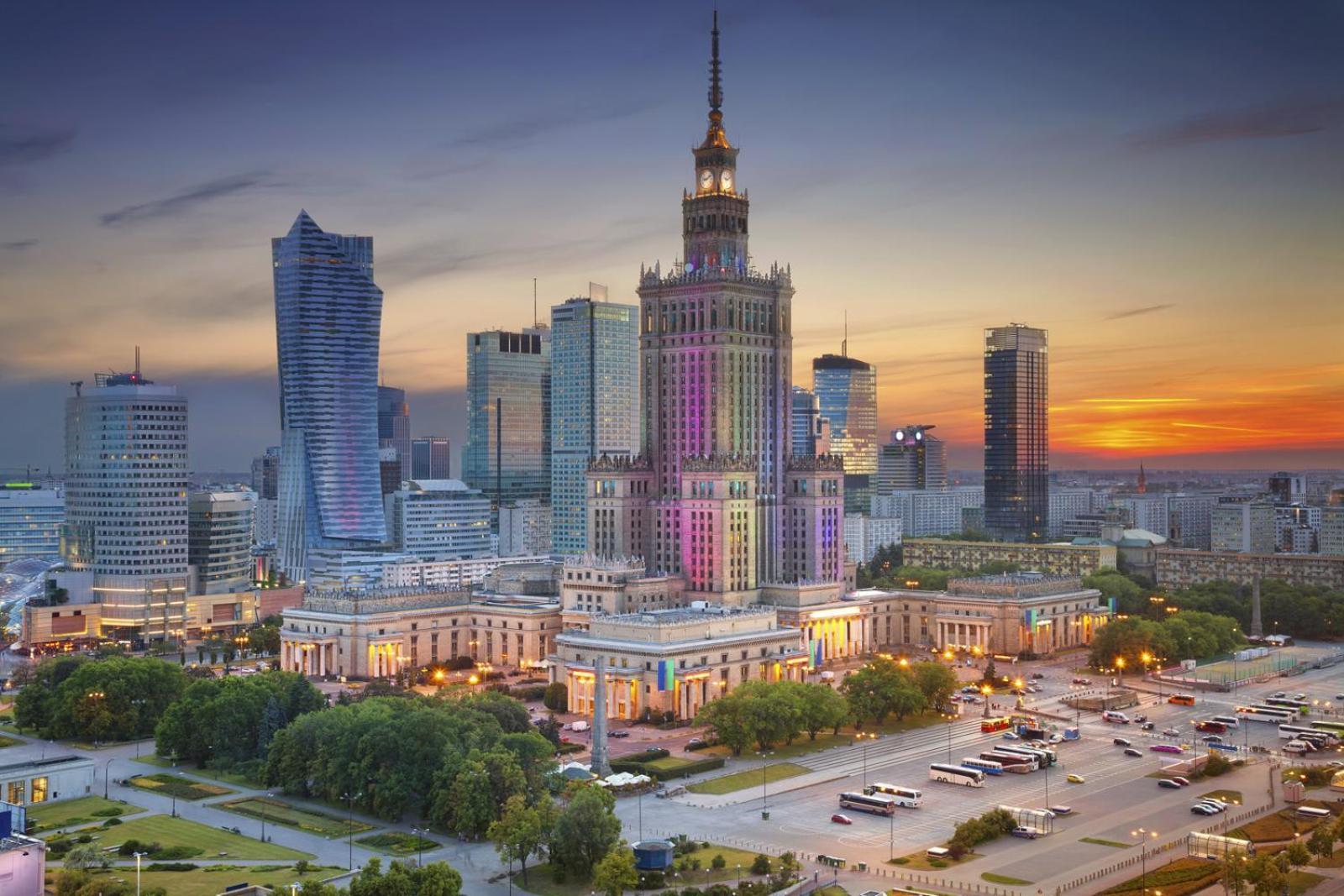 Hilton Warsaw City Hotel Exteriör bild