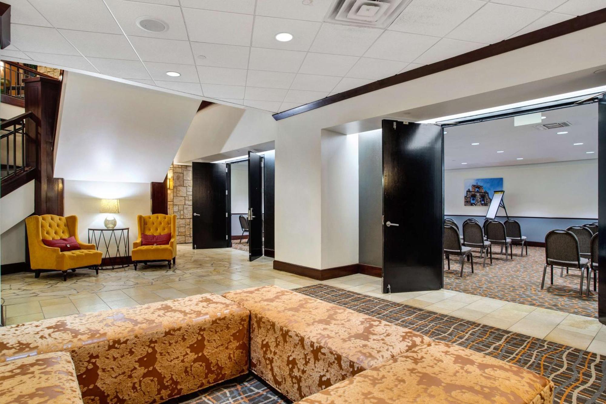 The Emily Morgan Hotel - A Doubletree By Hilton San Antonio Exteriör bild