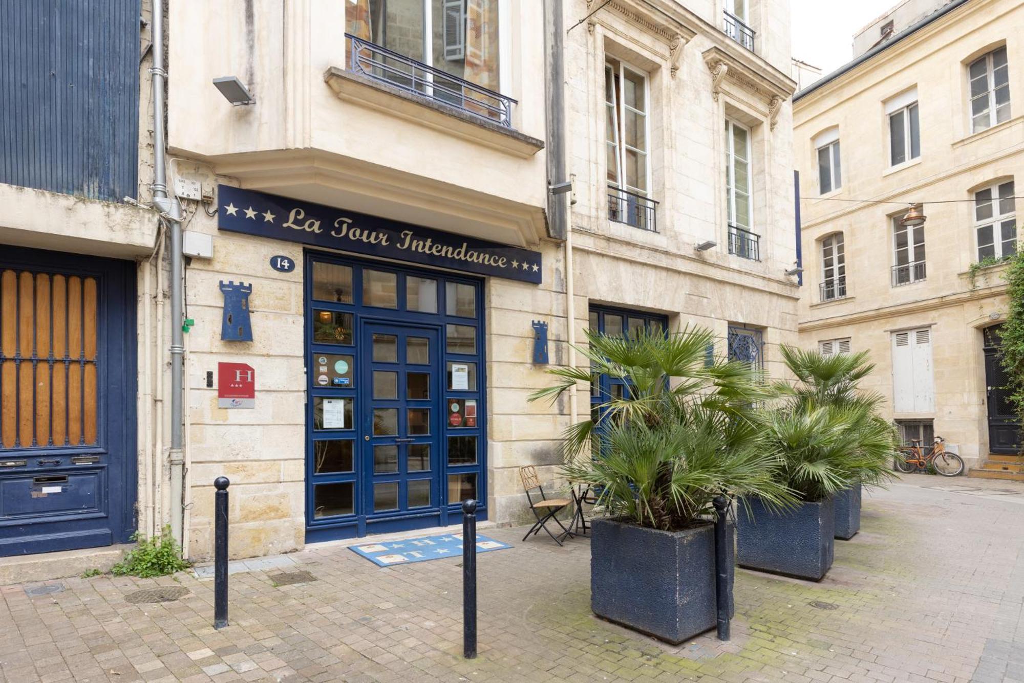 Hotel La Tour Intendance Bordeaux Exteriör bild