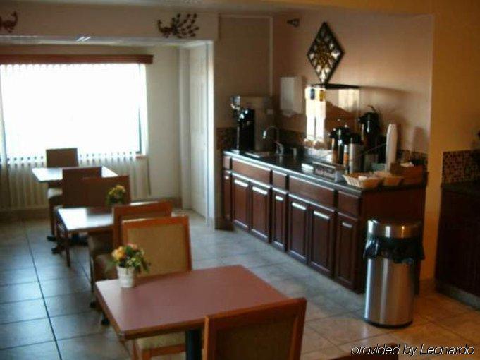 Americas Best Value Inn & Suites Ft Collins E At I-25 Fort Collins Restaurang bild