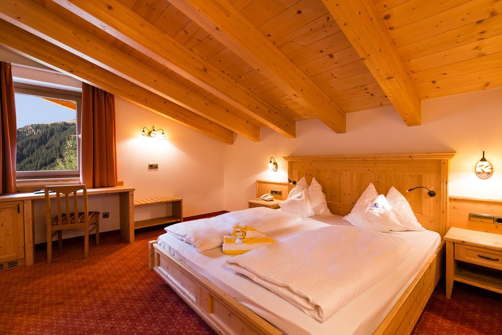 Hotel Schneeberg Family Resort & Spa Ridnaun Rum bild