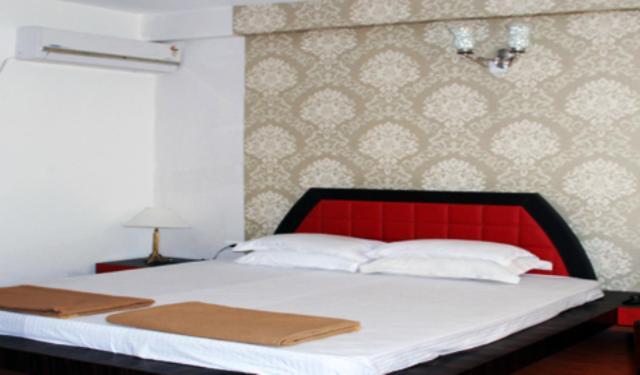 Hotel Surya Beach Inn Puri Rum bild