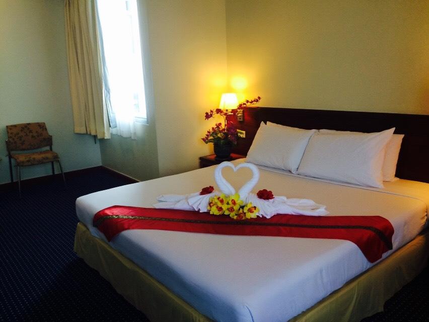 Hatyai Golden Crown Hotel Hat Yai Exteriör bild
