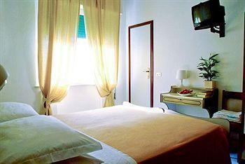 Hotel Villa Maioli Bellaria-Igea Marina Exteriör bild