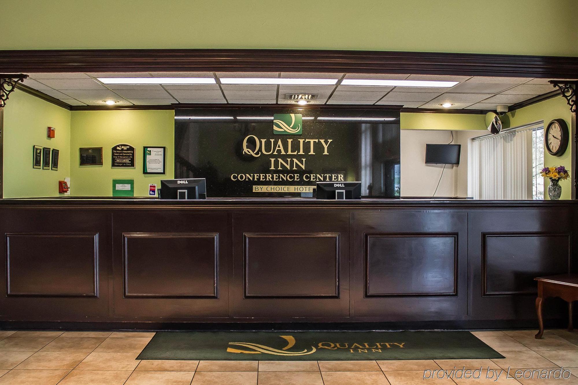 Quality Inn & Conference Center Akron Exteriör bild