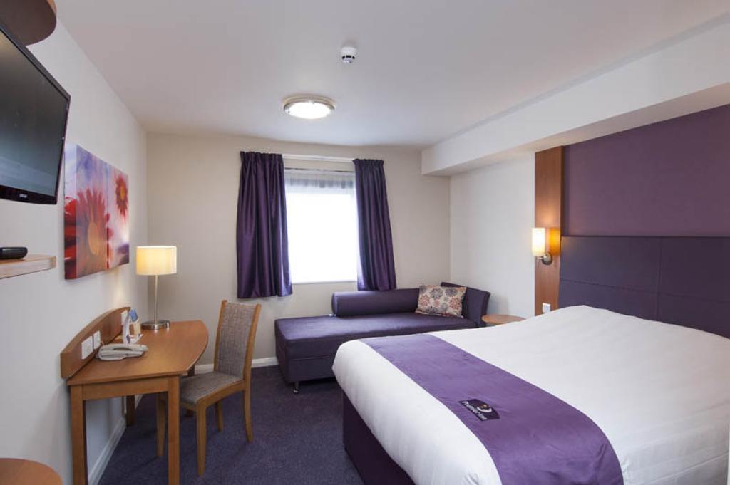 Premier Inn Dublin Airport Swords Rum bild