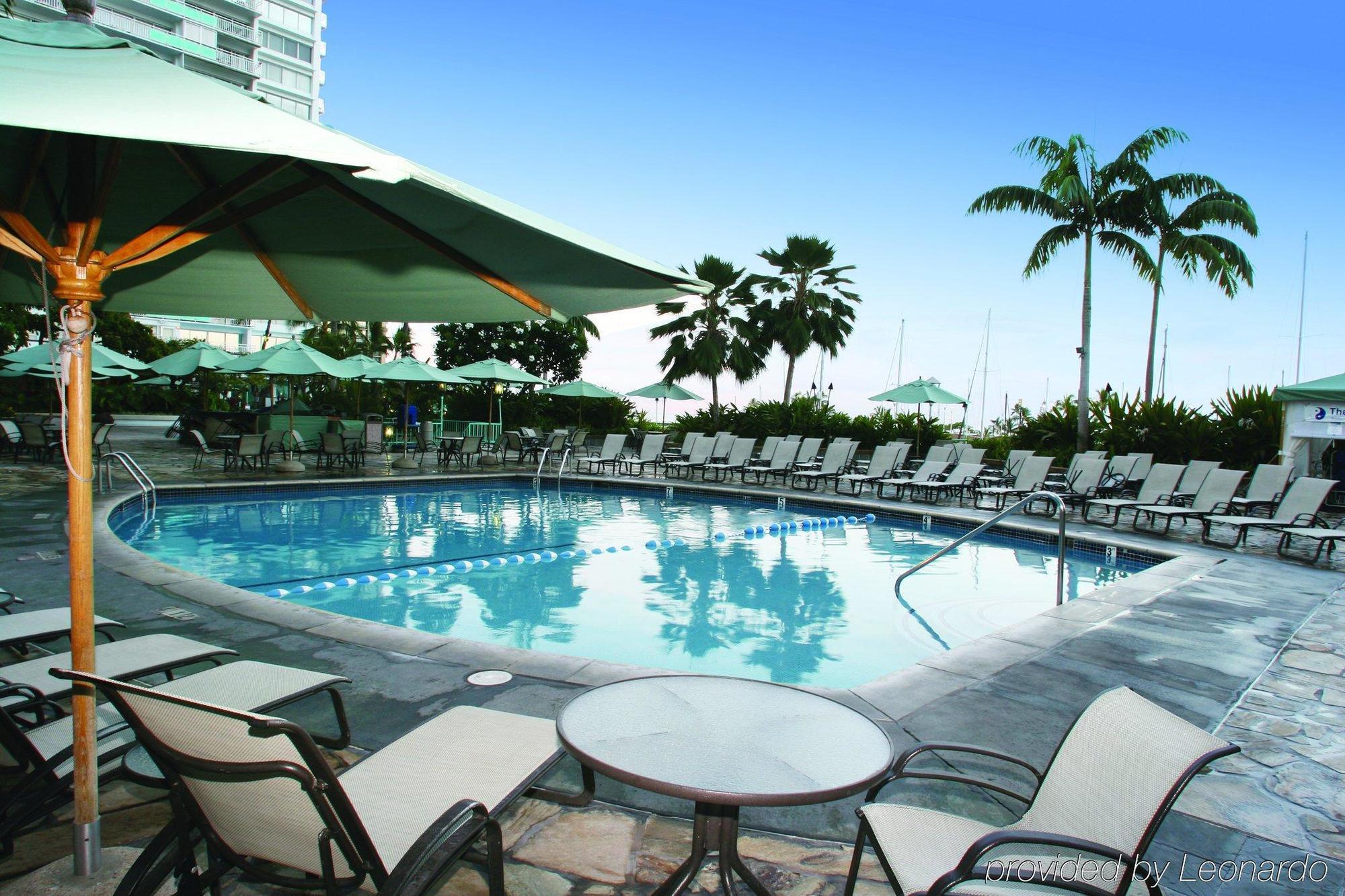 Waikiki Marina Resort At The Ilikai Honolulu Exteriör bild