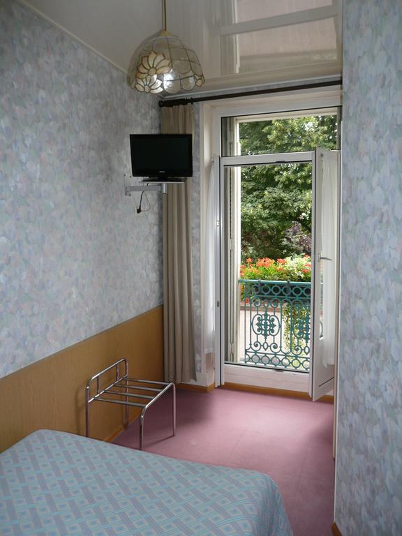 Hotel De Bale Mulhouse Exteriör bild