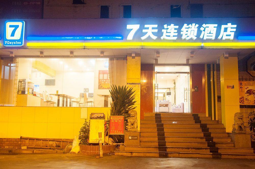 7 Days Ronghe Hotel Apartment Guangzhou Exteriör bild