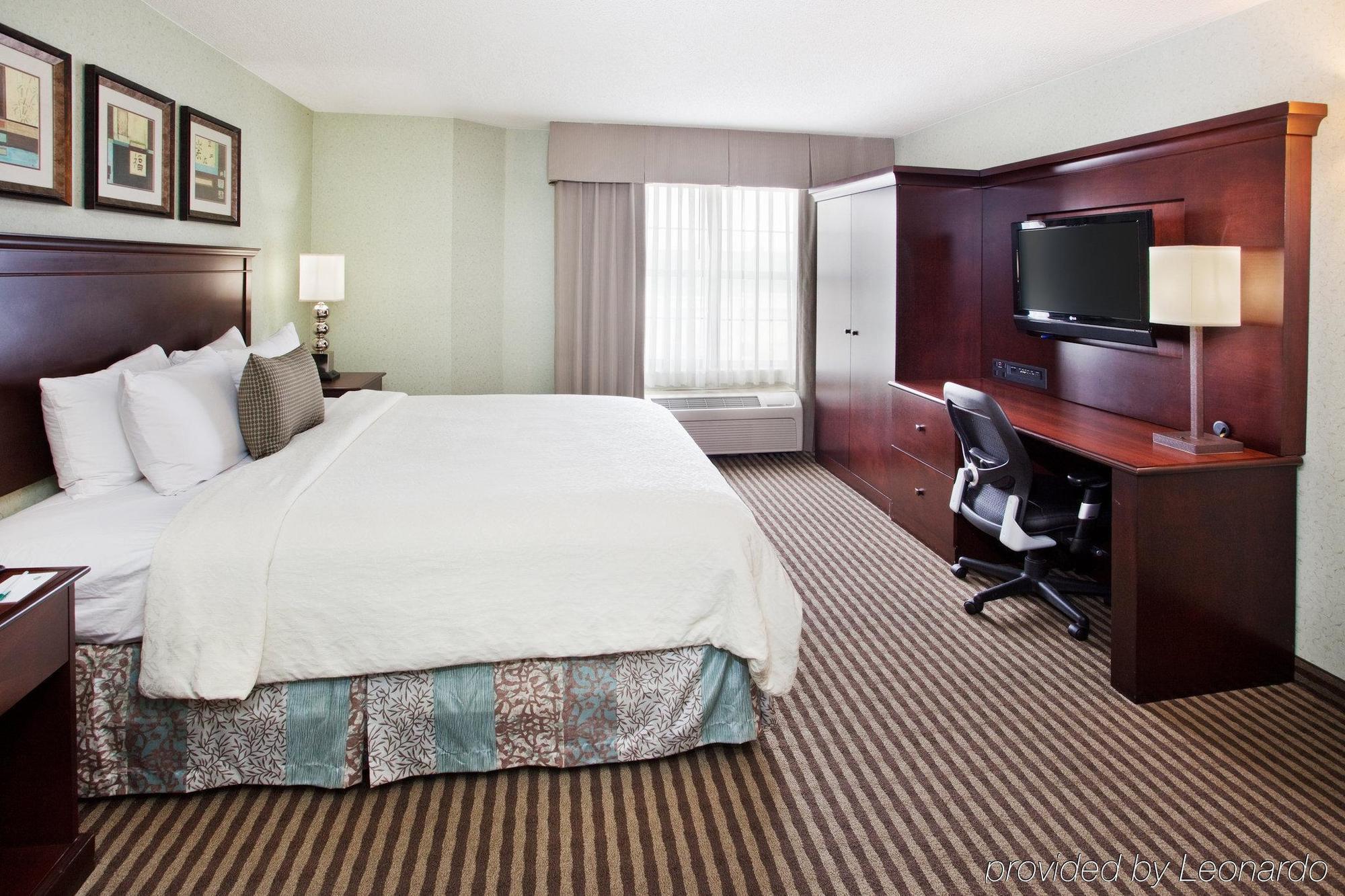 Holiday Inn Express Hotel & Suites Atlanta Buckhead, An Ihg Hotel Rum bild