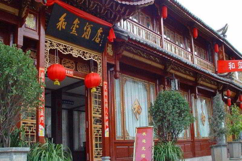 He XI Resort Hotel Lijiang  Exteriör bild