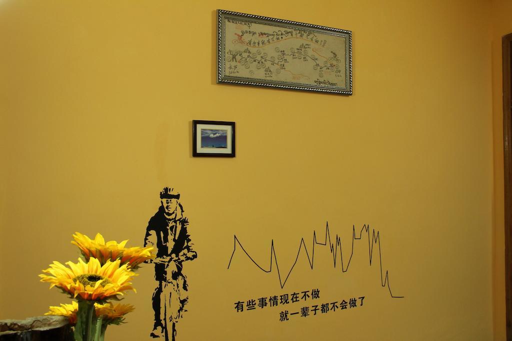 Guilin Kawagarbo Hostel Exteriör bild