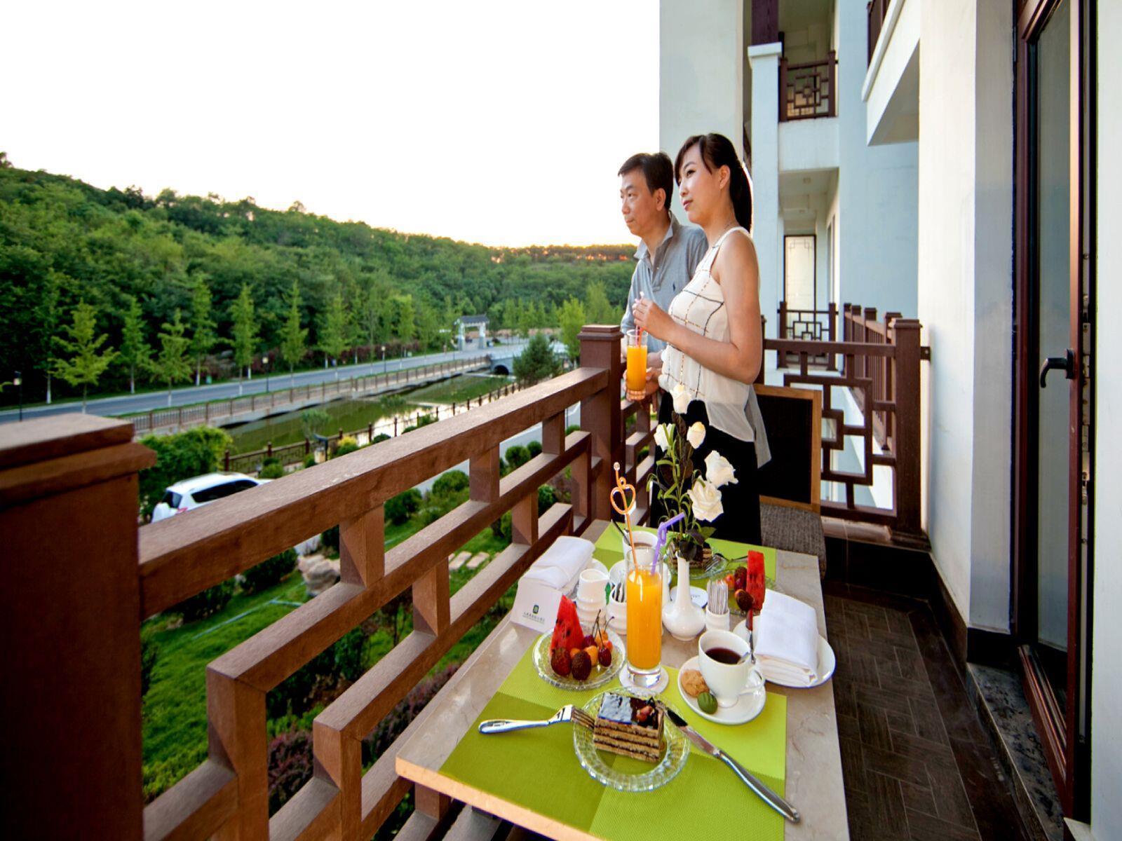 Oriental Spring Resort Dalian Exteriör bild