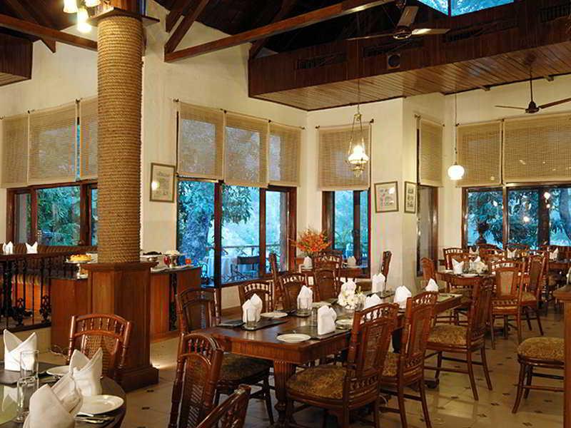 Taj Corbett Resort&Spa, Uttarakhand Rāmnagar Restaurang bild