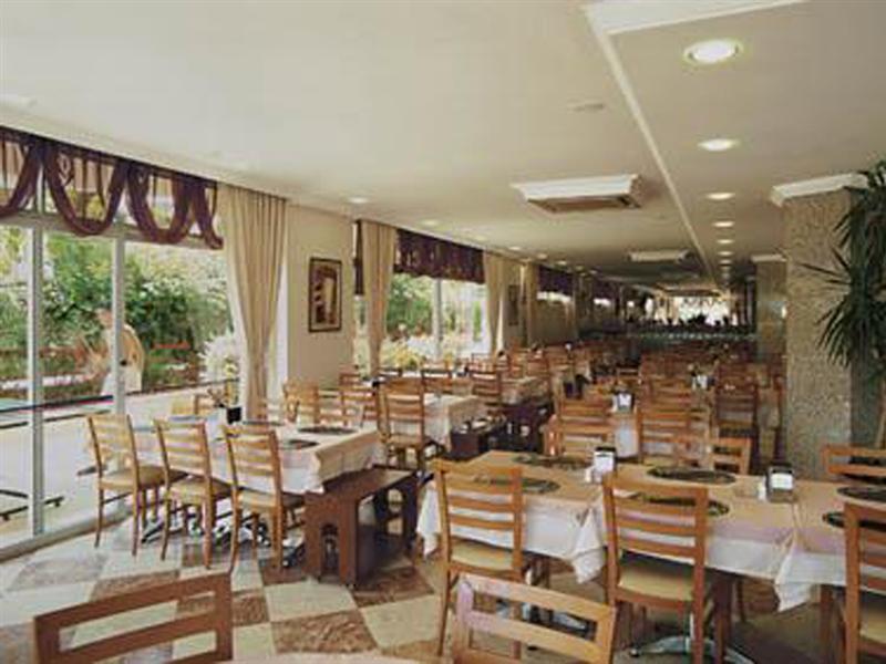 Fame Beach Hotel Kemer Restaurang bild