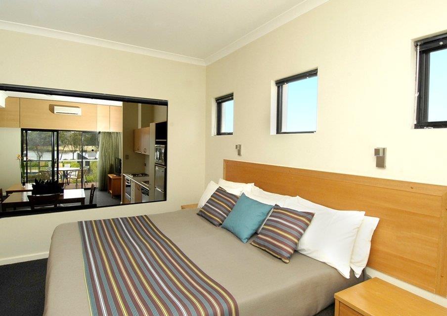 Assured Ascot Quays Apartment Hotel Perth Rum bild