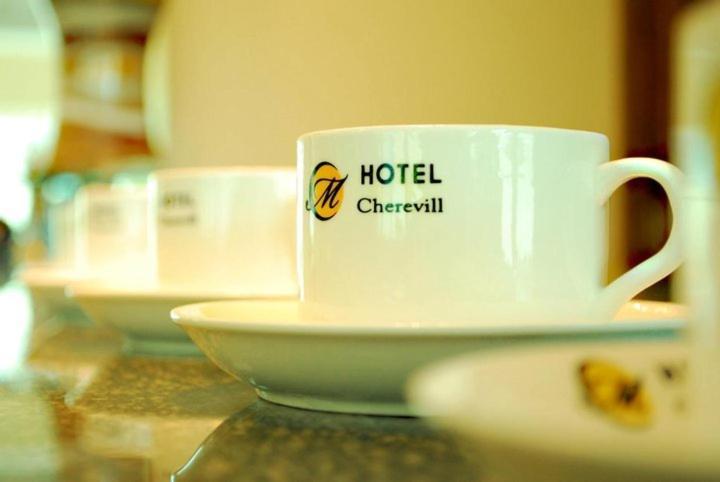 M Chereville Hotel Manila Exteriör bild
