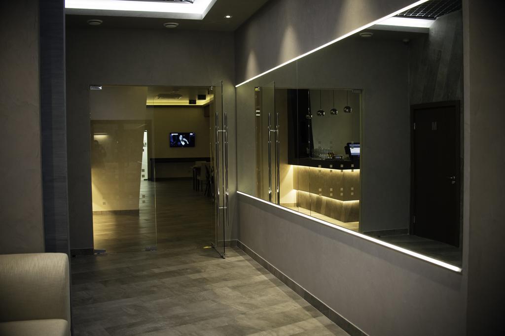 Alpha Business-Hotel Kirov  Exteriör bild