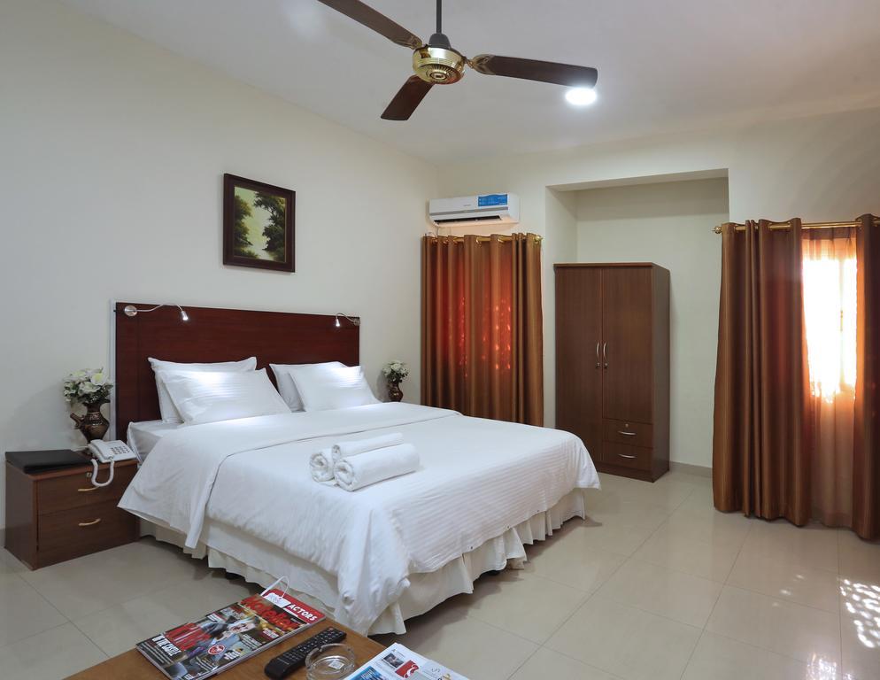 Nuzha Hotel Apartments Muscat Exteriör bild