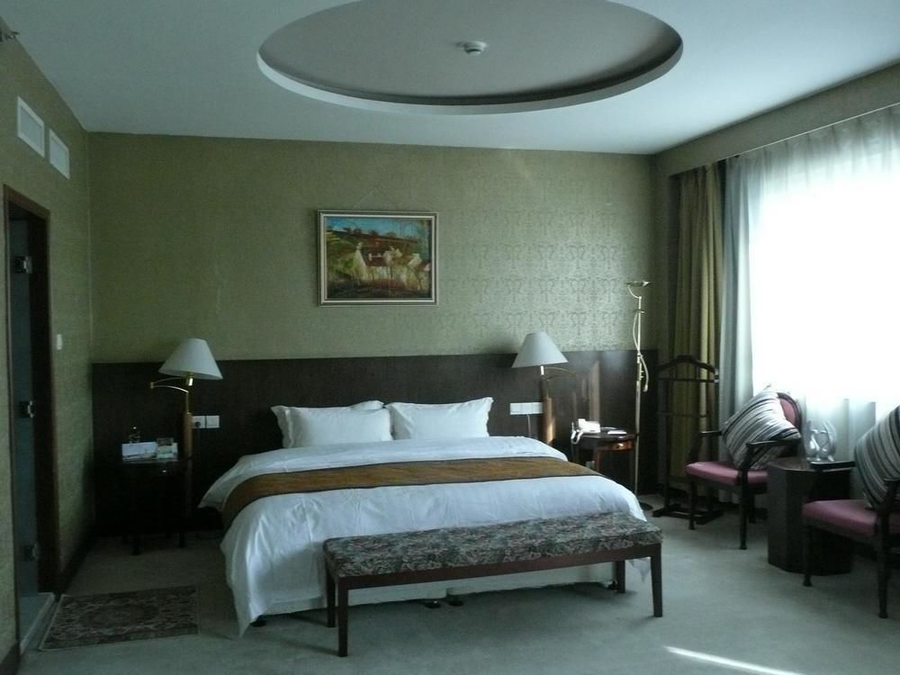 Tian Wai Tian International Hotel Baotou Exteriör bild