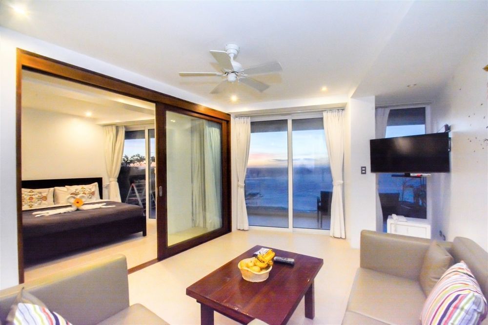 Karuna Boracay Suites Boracay Island Exteriör bild