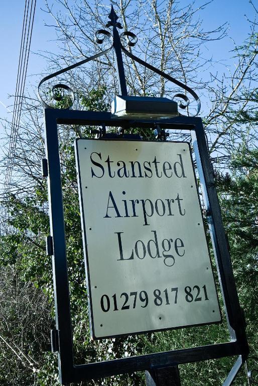 Stansted Airport Lodge Takeley Exteriör bild