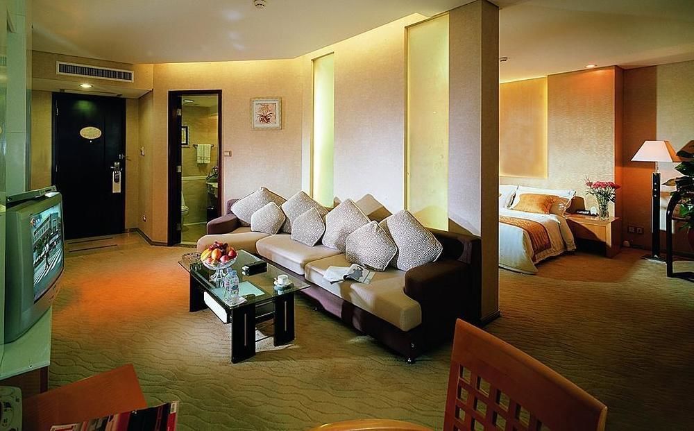 Dongguan Metropolitan Yijing Hotel Exteriör bild