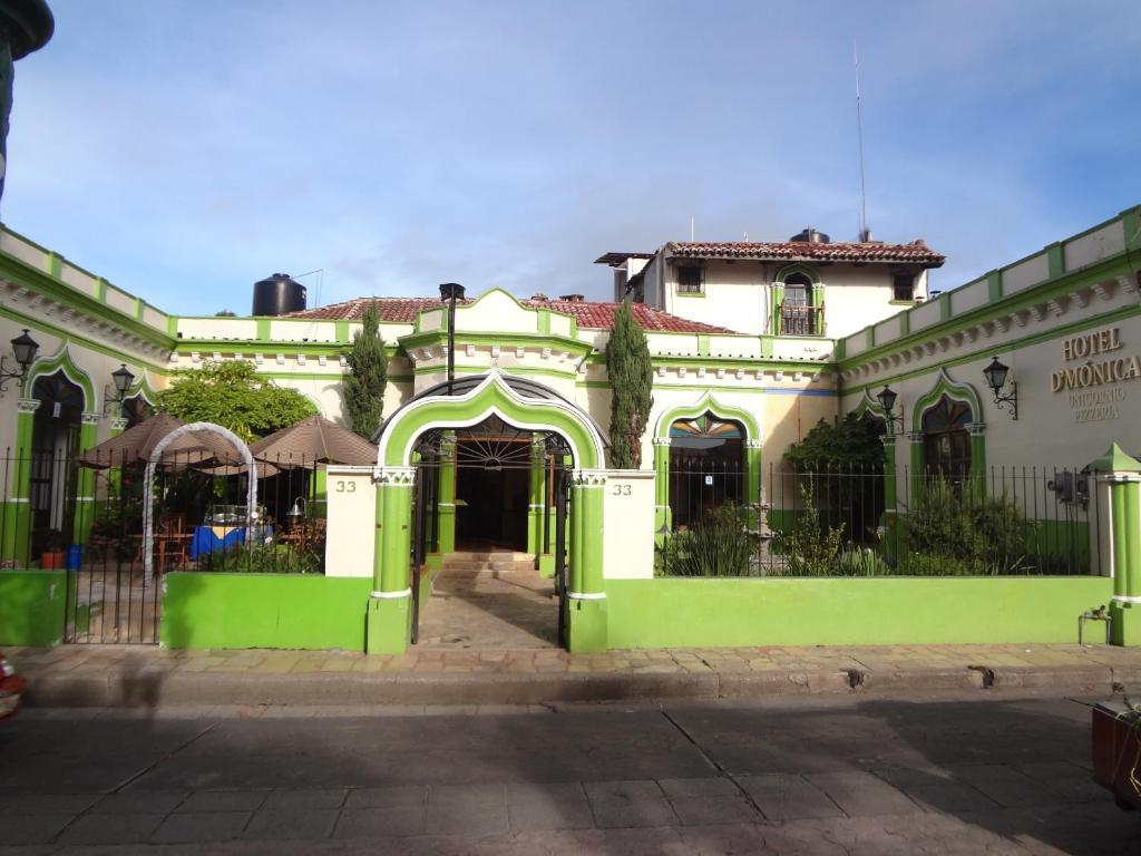 Hotel D'Monica San Cristóbal de Las Casas Exteriör bild