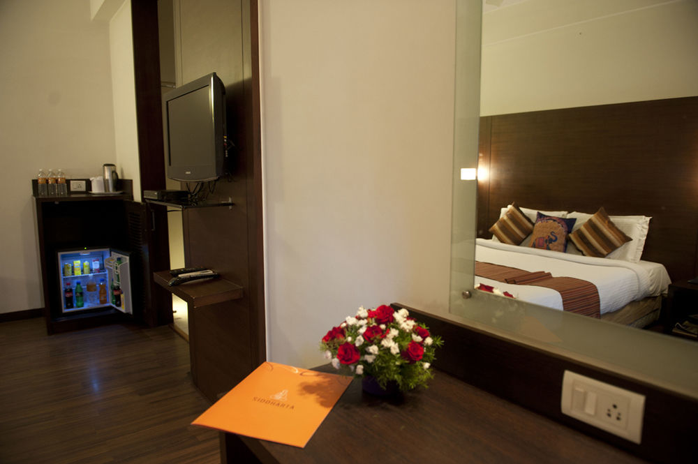 Hotel Siddharta Agra  Exteriör bild